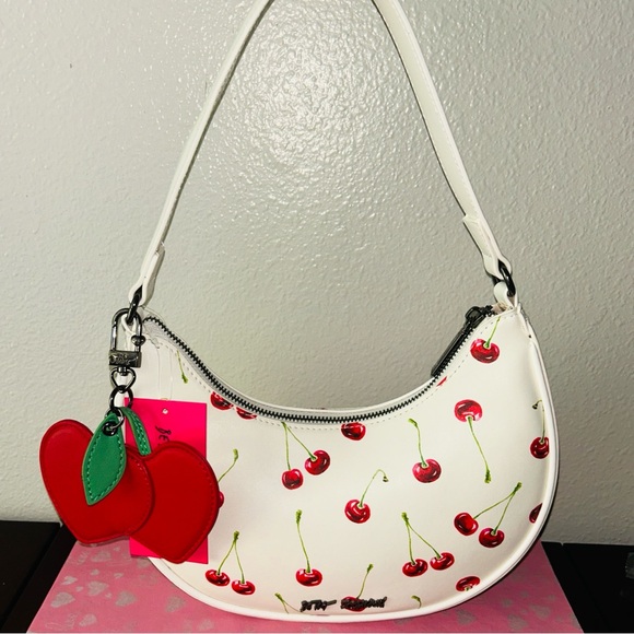 🍒 Betsey Johnson Cherry Crescent Shoulder Bag With Cherry Charm NWT - Picture 2 of 14